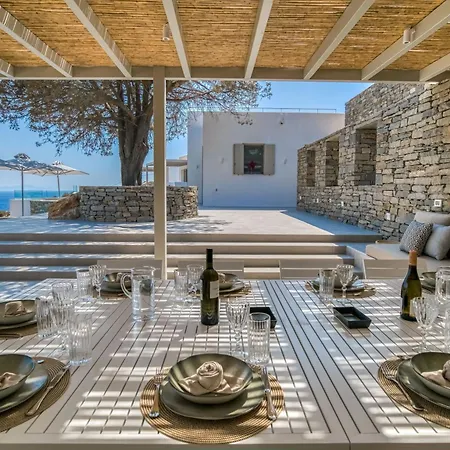 Lily Rock Paros Βίλα *